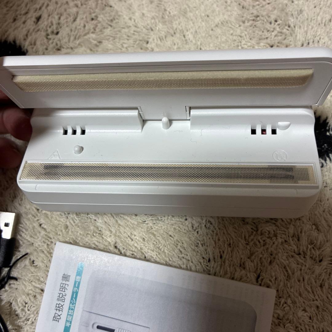 【本日限定値下げ】 ヒートシーラー小型 軽量 カッター付き 予熱不要 食品保存 — image 2