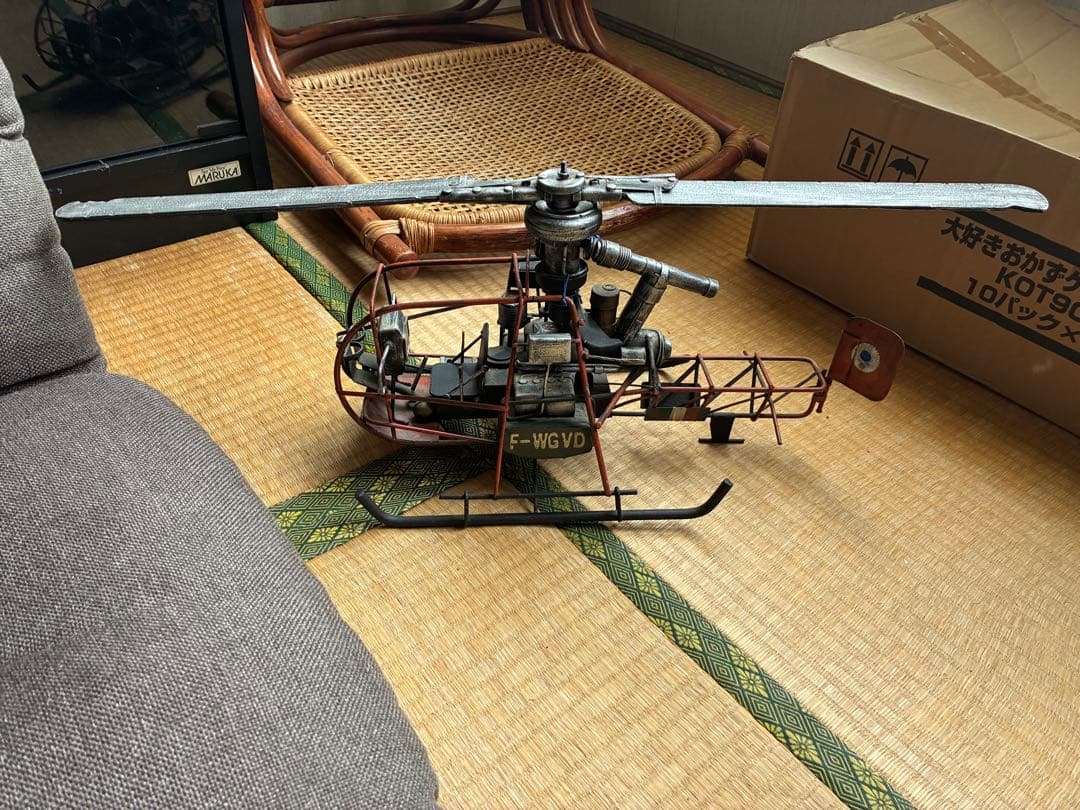 【大型】アイアンオブジェ ヘリコプター＆バイク模型セット ガレージインテリア — image 2