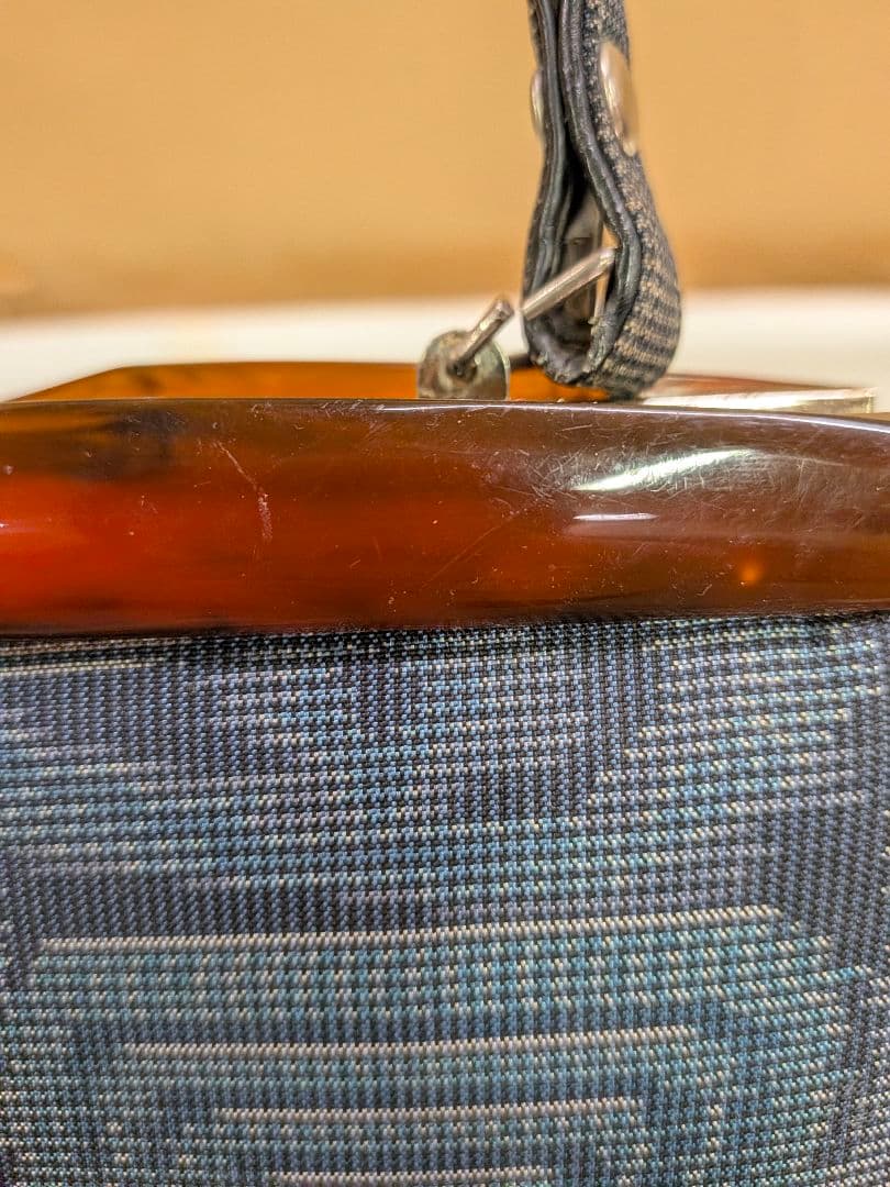 【ヴィンテージ】和装ハンドバッグ べっ甲調 がま口 幾何学織柄 シック — image 4
