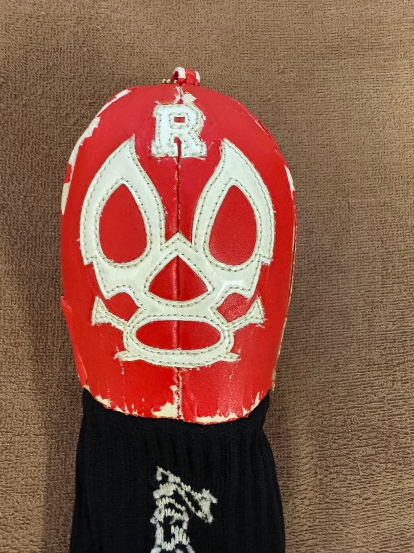 RUSSELUNO ユーティリティ用 ヘッドカバー ルチャ — image 2
