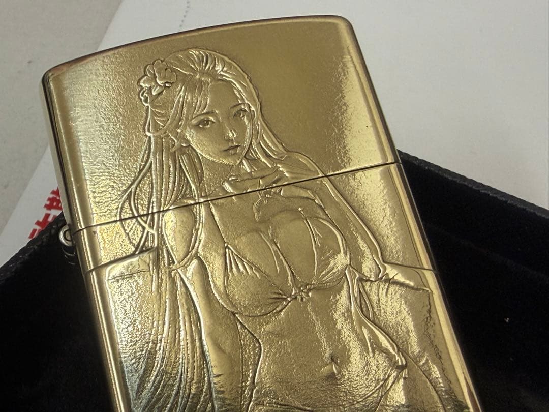 新品 綺麗ZORRO ビキニ少女の両目彫刻加工 オイルライター真鍮製 — image 4