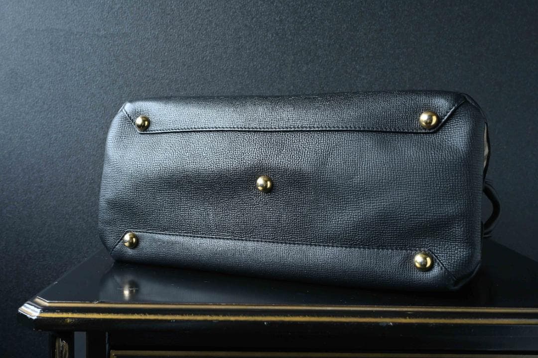 【美品】BURBERRY バナーバッグ ミディアム レザー ハンドバッグ 黒 — image 5