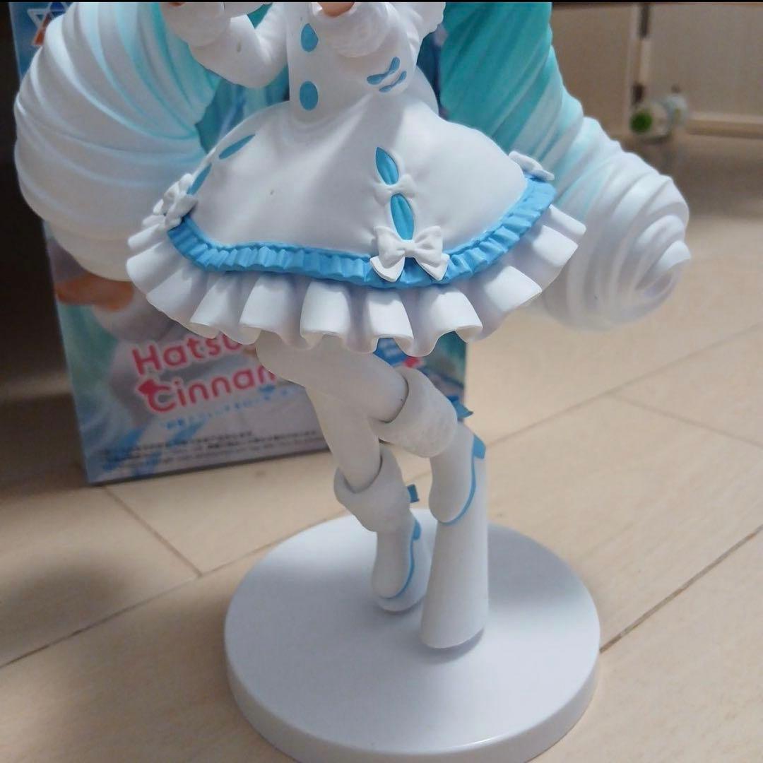 初音ミク シナモンコラボフィギュア — image 3