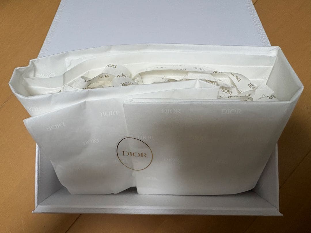 Dior 箱 — image 3