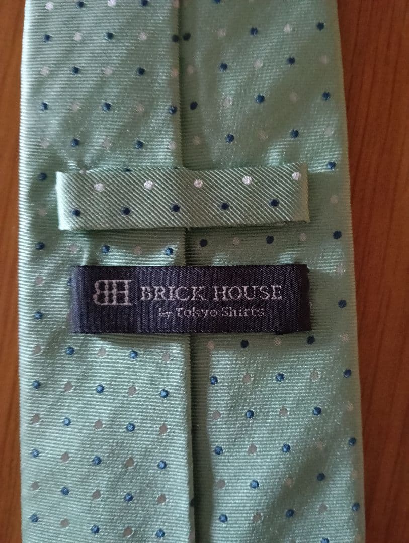 BRICK HOUSE ネクタイ ライトグリーン ドット柄 — image 3