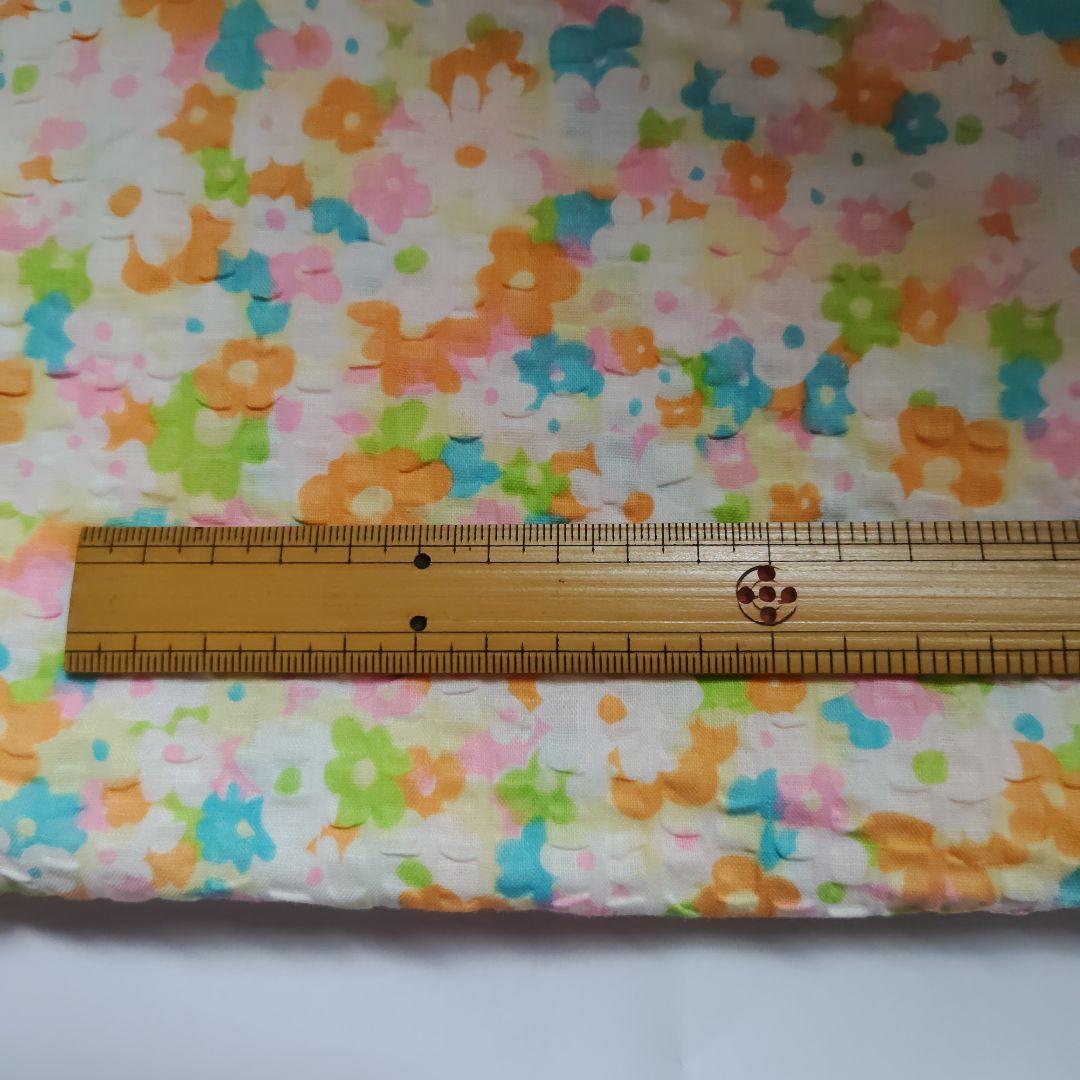 昭和レトロのリップル生地★訳あり　花柄生地　約74cm巾✕302cm❤おまけ付き — image 3