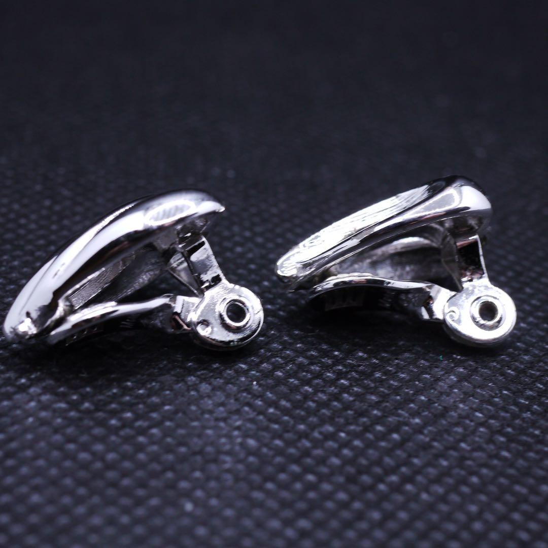 希少 MONET モネ シルバー ドロップイヤリング 訳あり品 — image 4