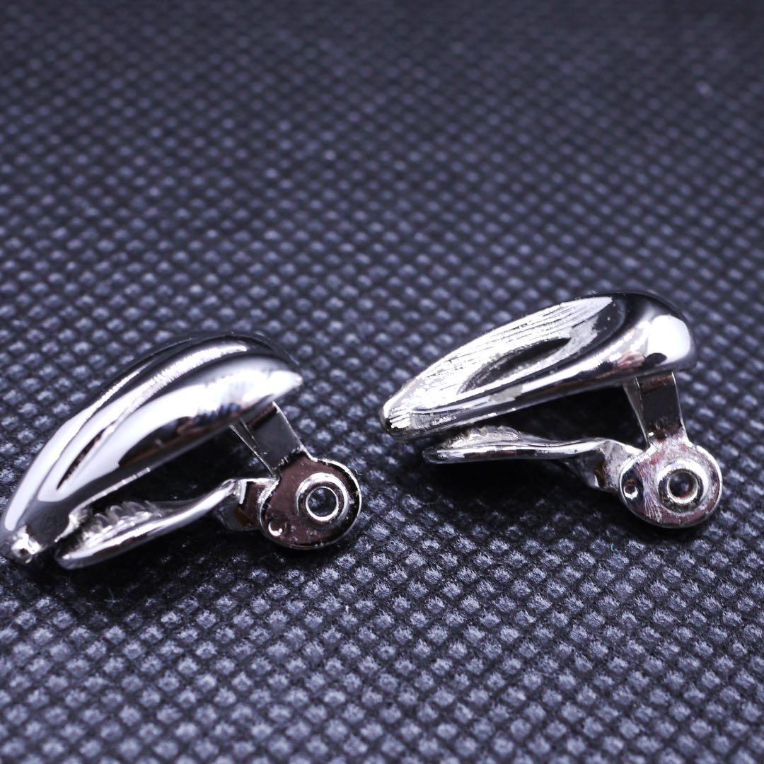 希少 MONET モネ シルバー ドロップイヤリング 訳あり品 — image 5