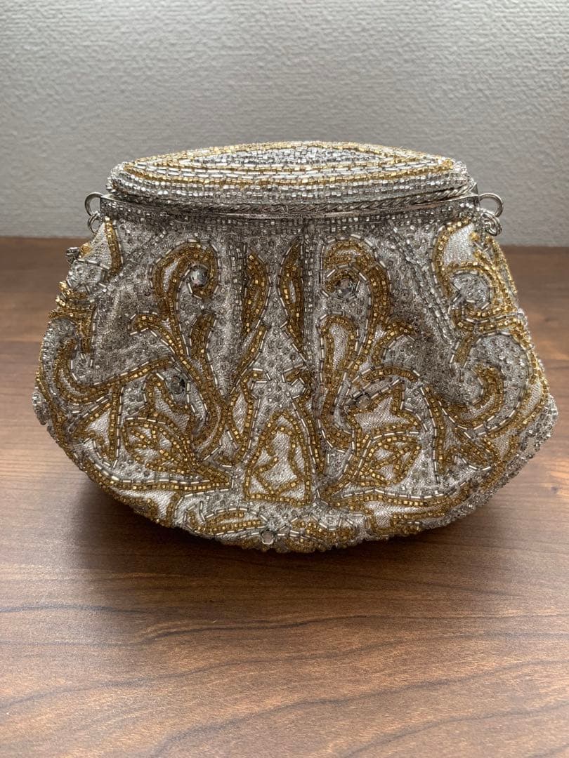 昭和レトロビーズ刺繍 シルバー ゴールド ハンドバッグ — image 3