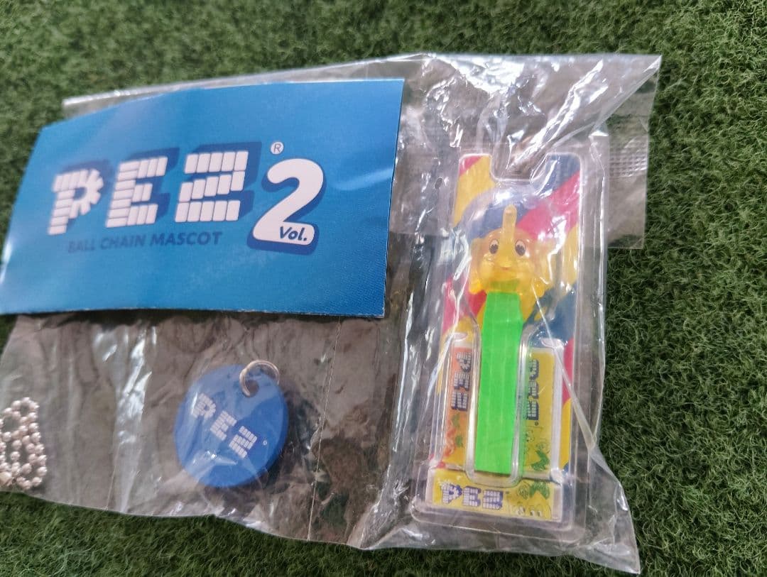 PEZ BALL CHAIN MASCOT Vol.2 ゾウ — image 2