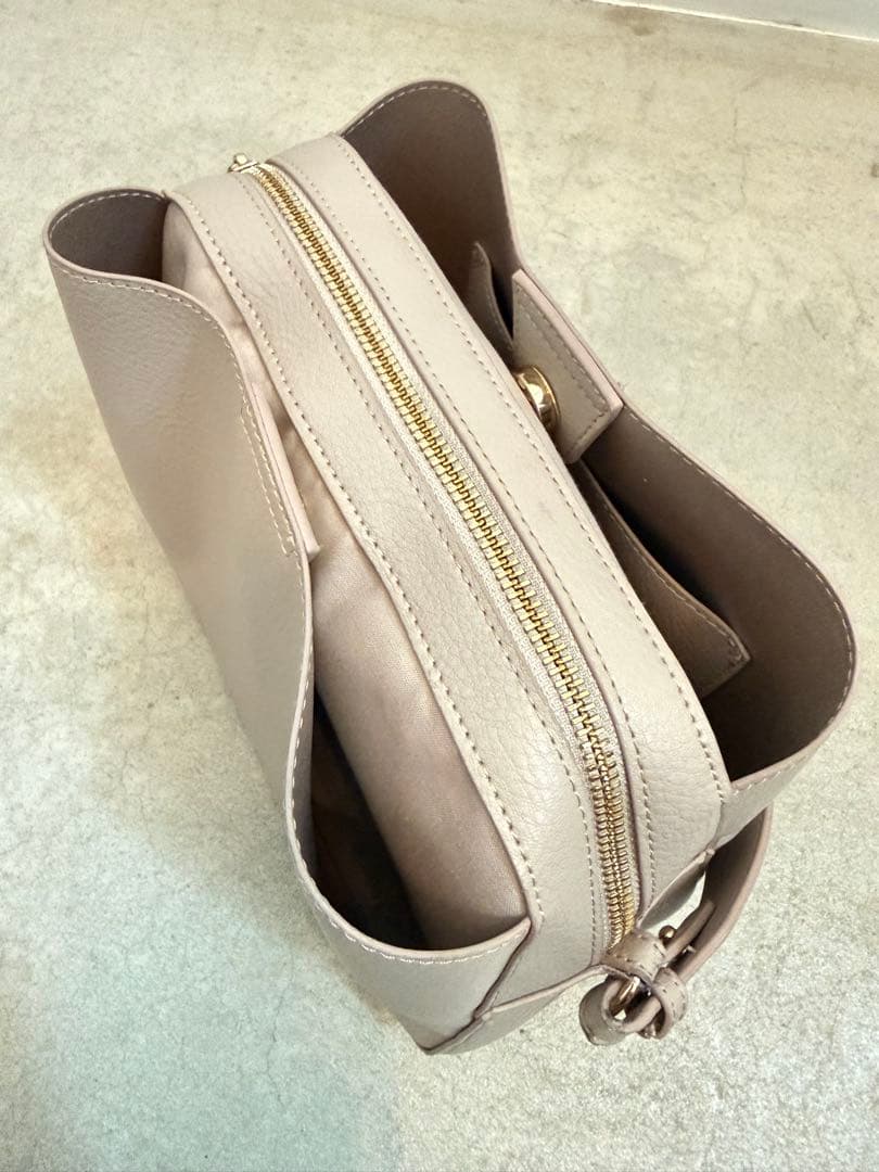 Elura 2wayバッグ　ベージュ — image 4