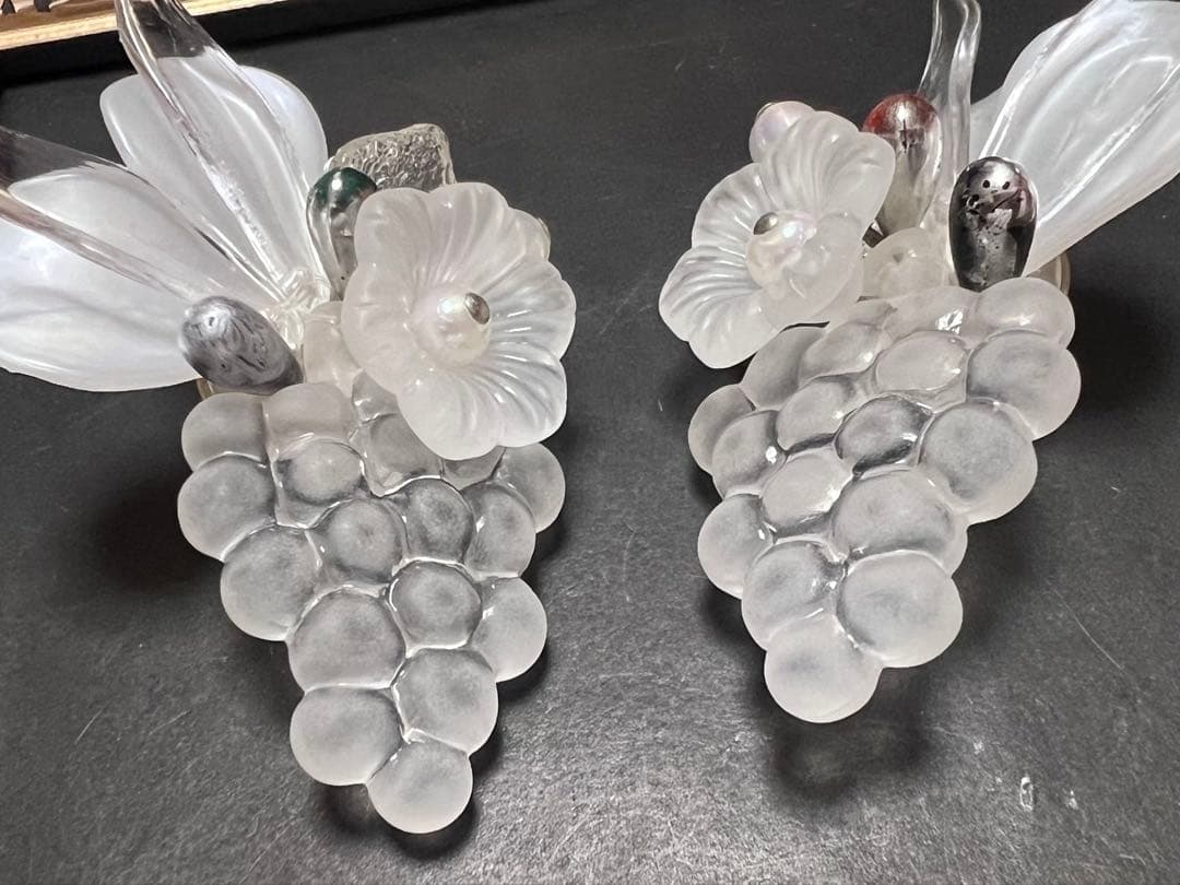 西ドイツ製　ヴィンテージ　イヤリング　花　ホワイト　大ぶり　年代物 — image 4