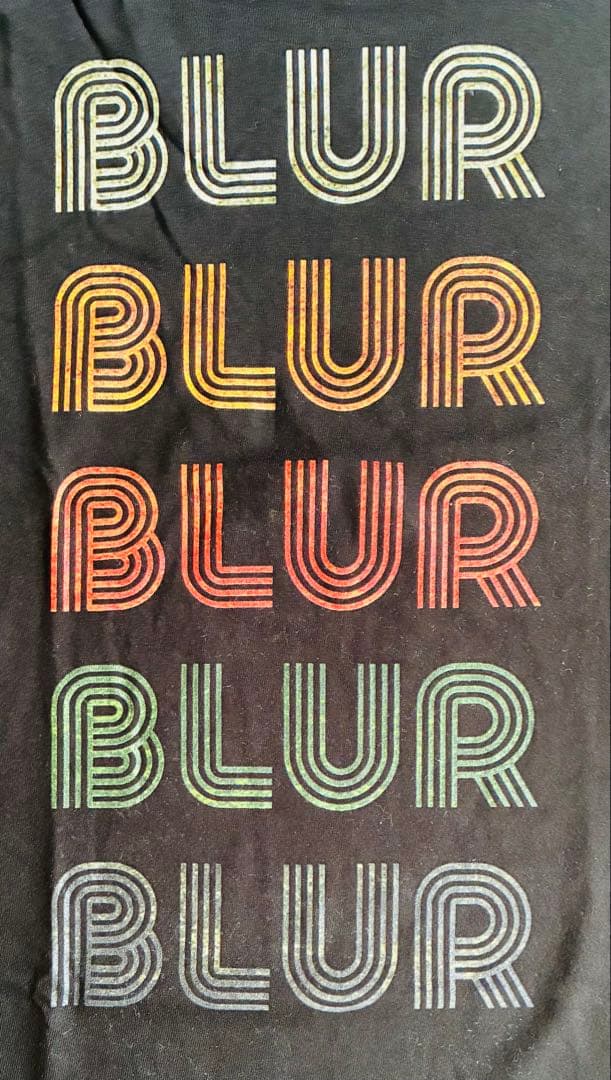 新品　BLUR グラフィック Tシャツ ブラック — image 2