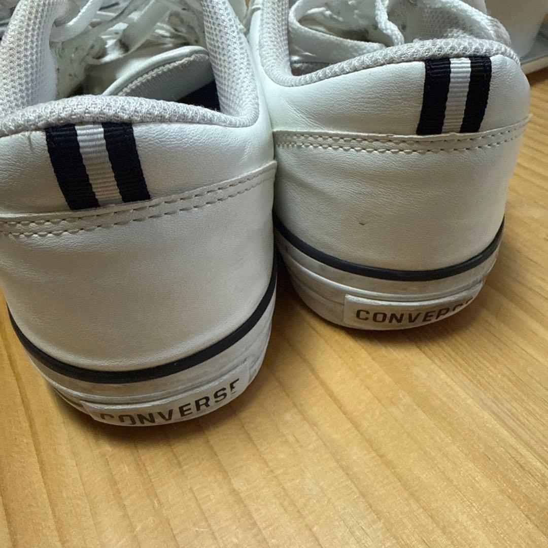 CONVERSE ホワイト ローカット スニーカー　ダメージ — image 4