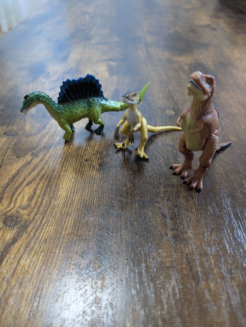 アニア 恐竜フィギュア 3点セット — image 2