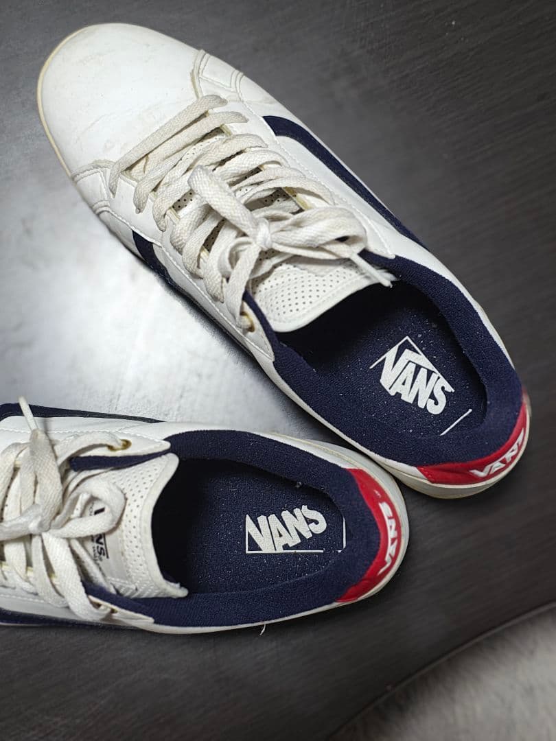 VANS ホワイト ネイビー レッド スニーカー — image 4
