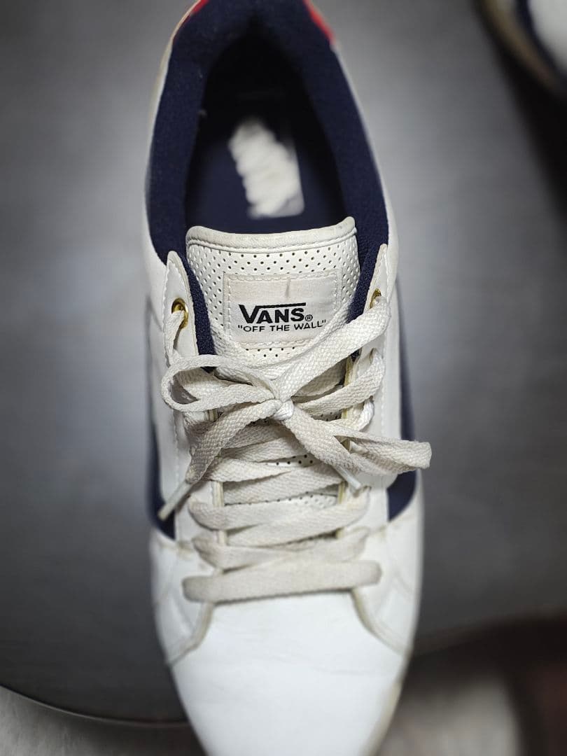 VANS ホワイト ネイビー レッド スニーカー — image 5