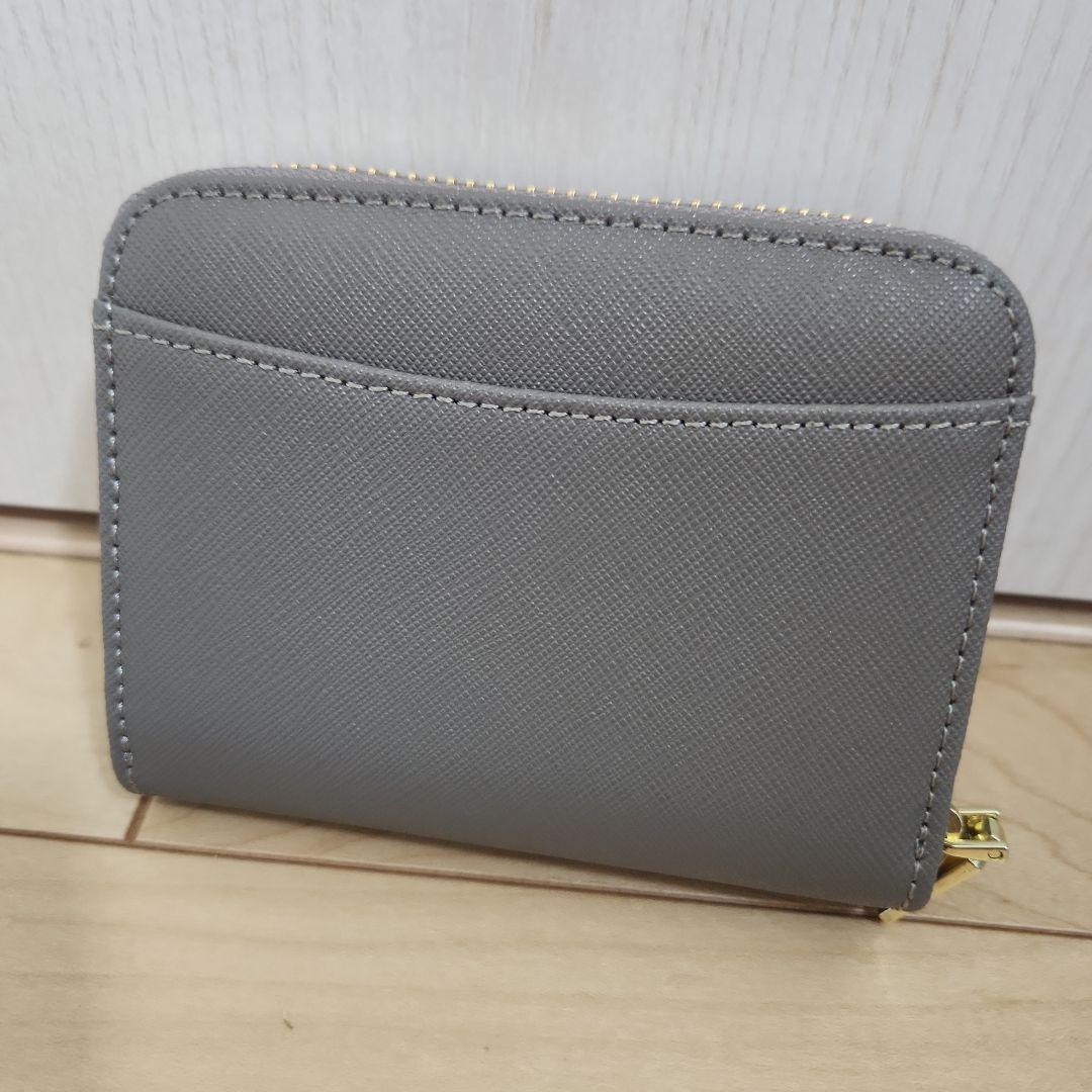 グレージュお札折らないで入れられる☆ 二つ折り財布 — image 2