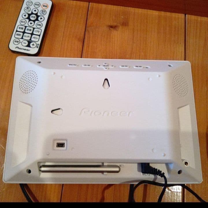パイオニア　デジタルフォトフレーム　HF-T730-W — image 4