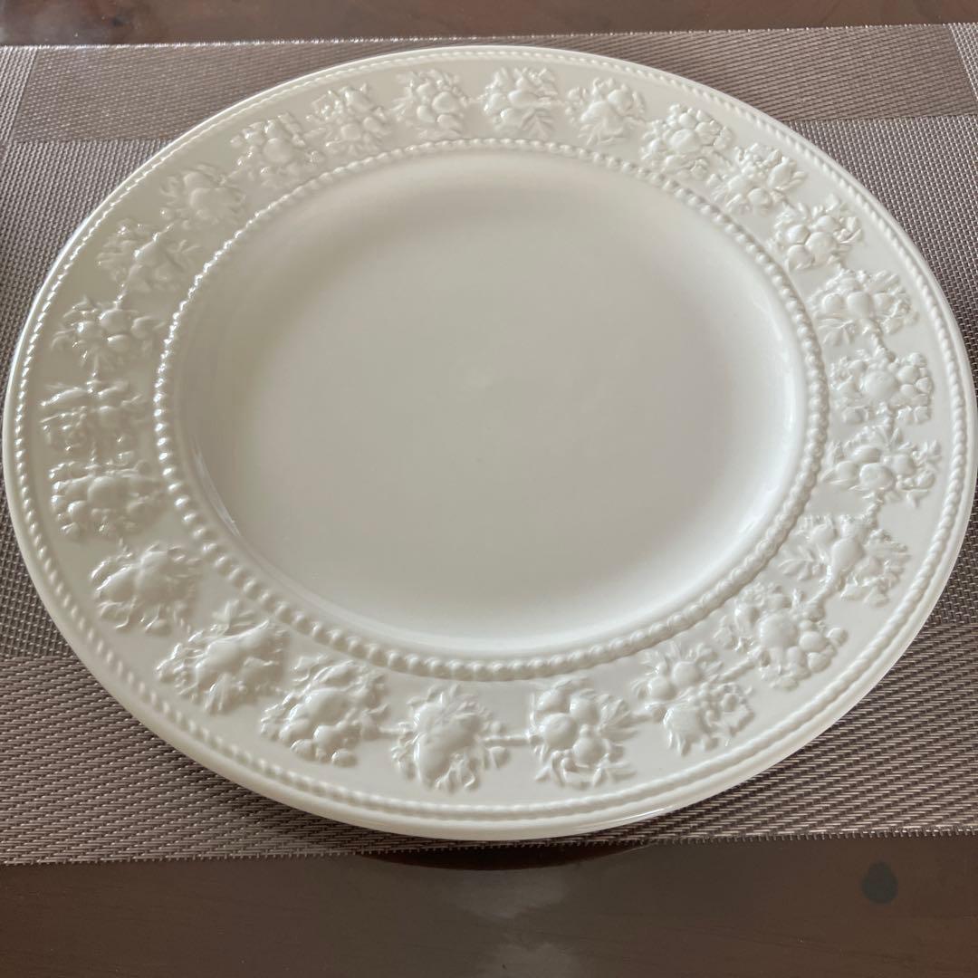 Wedgwood Festivity プレート　アイボリー27cm 2枚セット — image 2