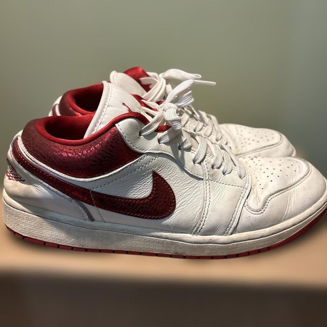 Nike Air Jordan 1 Low wmn size us12 — image 3