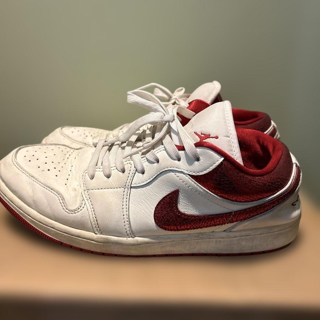 Nike Air Jordan 1 Low wmn size us12 — image 4