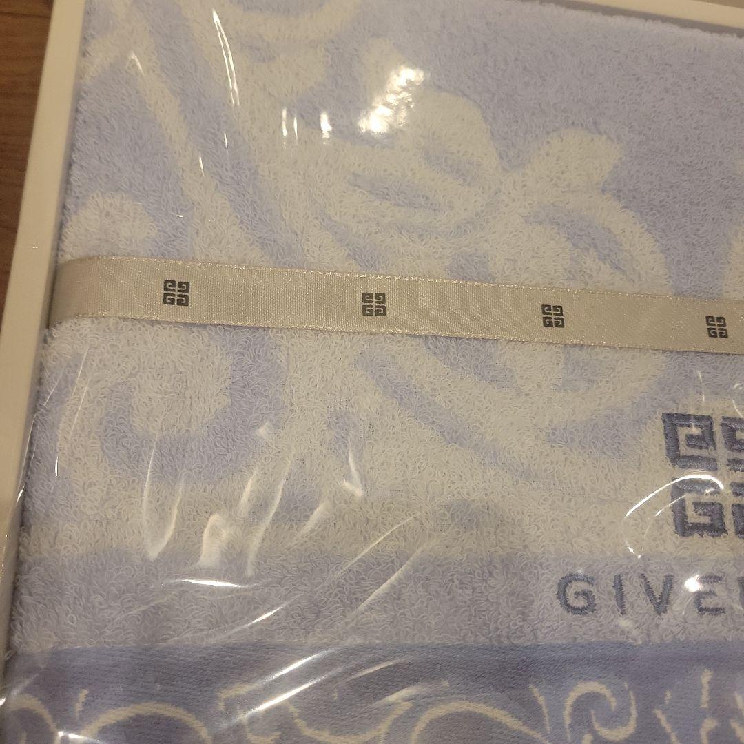 新品 未使用 GIVENCHY 水色 バスタオル ジバンシー 綿100 お風呂 — image 3