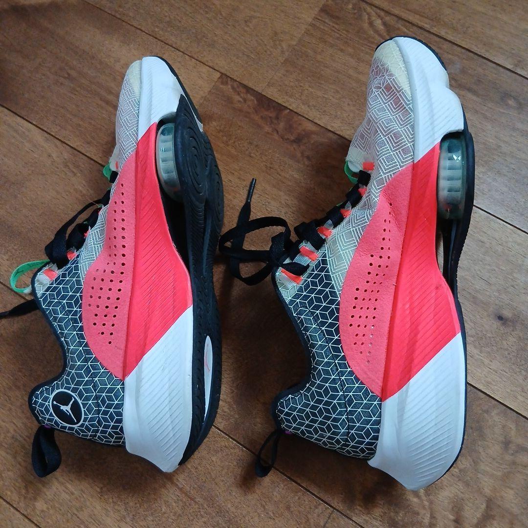 NIKE AIR JORDAN CJ5383-002 25.5 — image 3