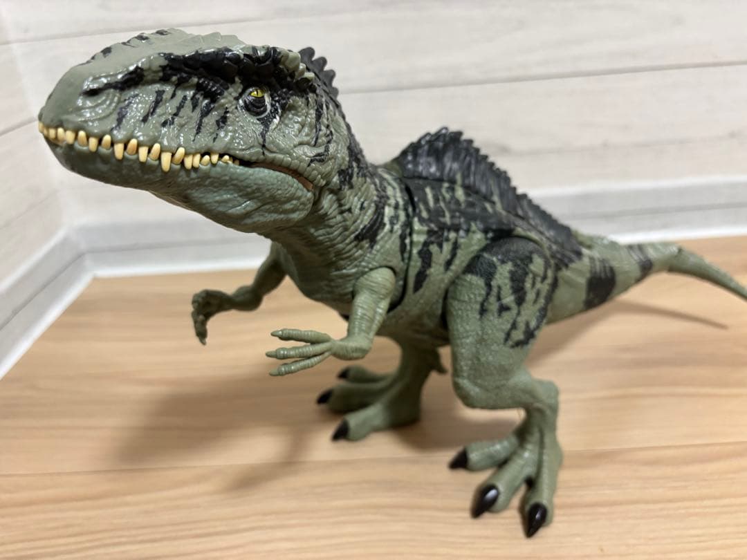 ジュラシックワールド ギガノトサウルス フィギュア　動作確認済 — image 2