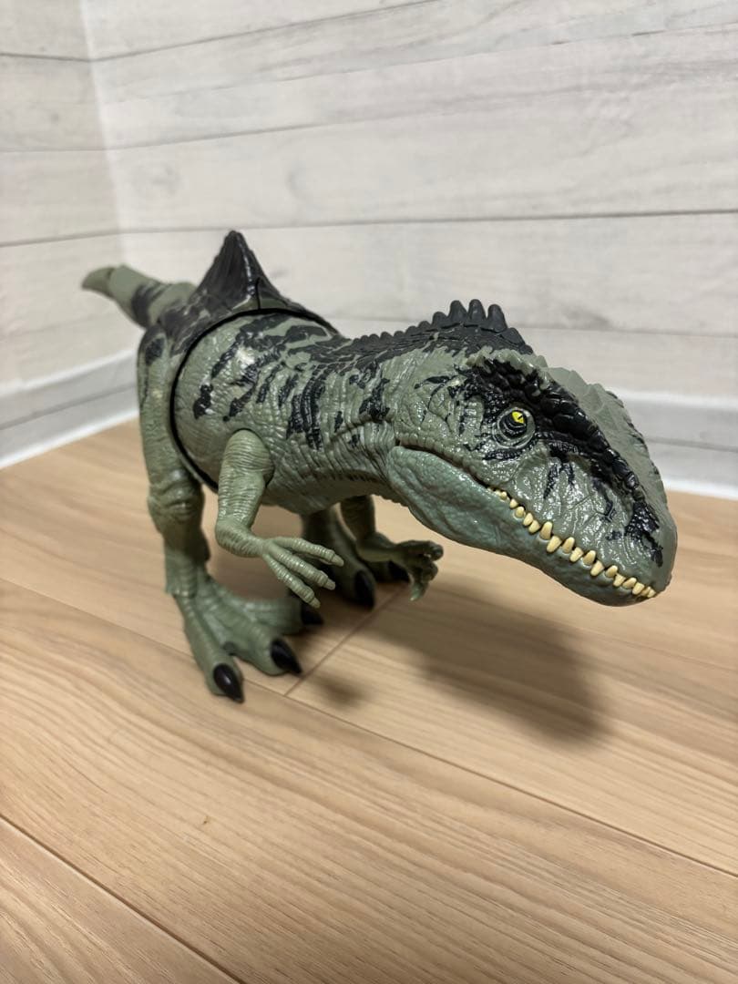 ジュラシックワールド ギガノトサウルス フィギュア　動作確認済 — image 4
