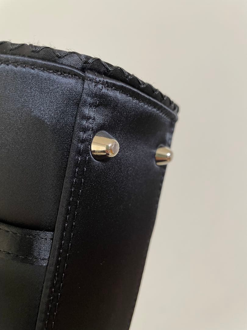 ANNE KLEIN ハンドバッグ がま口 ブラック — image 4