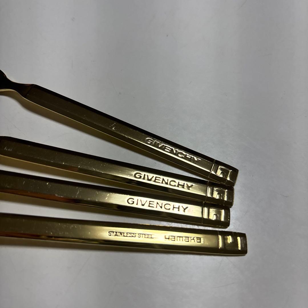 GIVENCHY ゴールドカラー フォーク 4本セット — image 3
