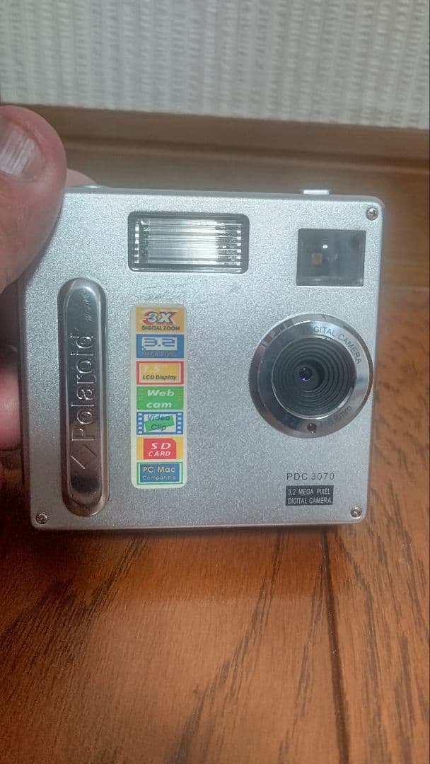 Polaroid PDC 3070 コンパクトデジタルカメラ ジャンク扱い — image 2