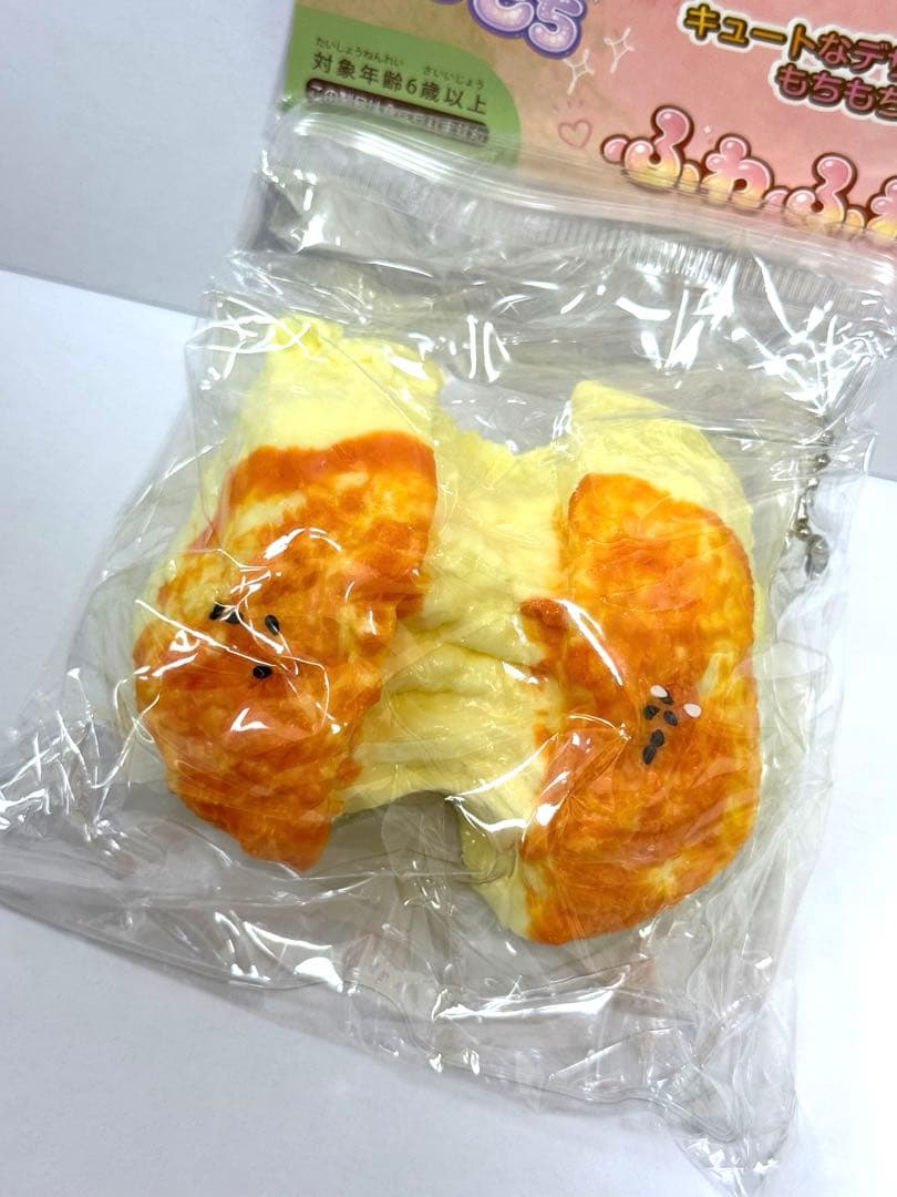 スクイーズ　チーズパン もちもち ふわふわ新品未使用 — image 2