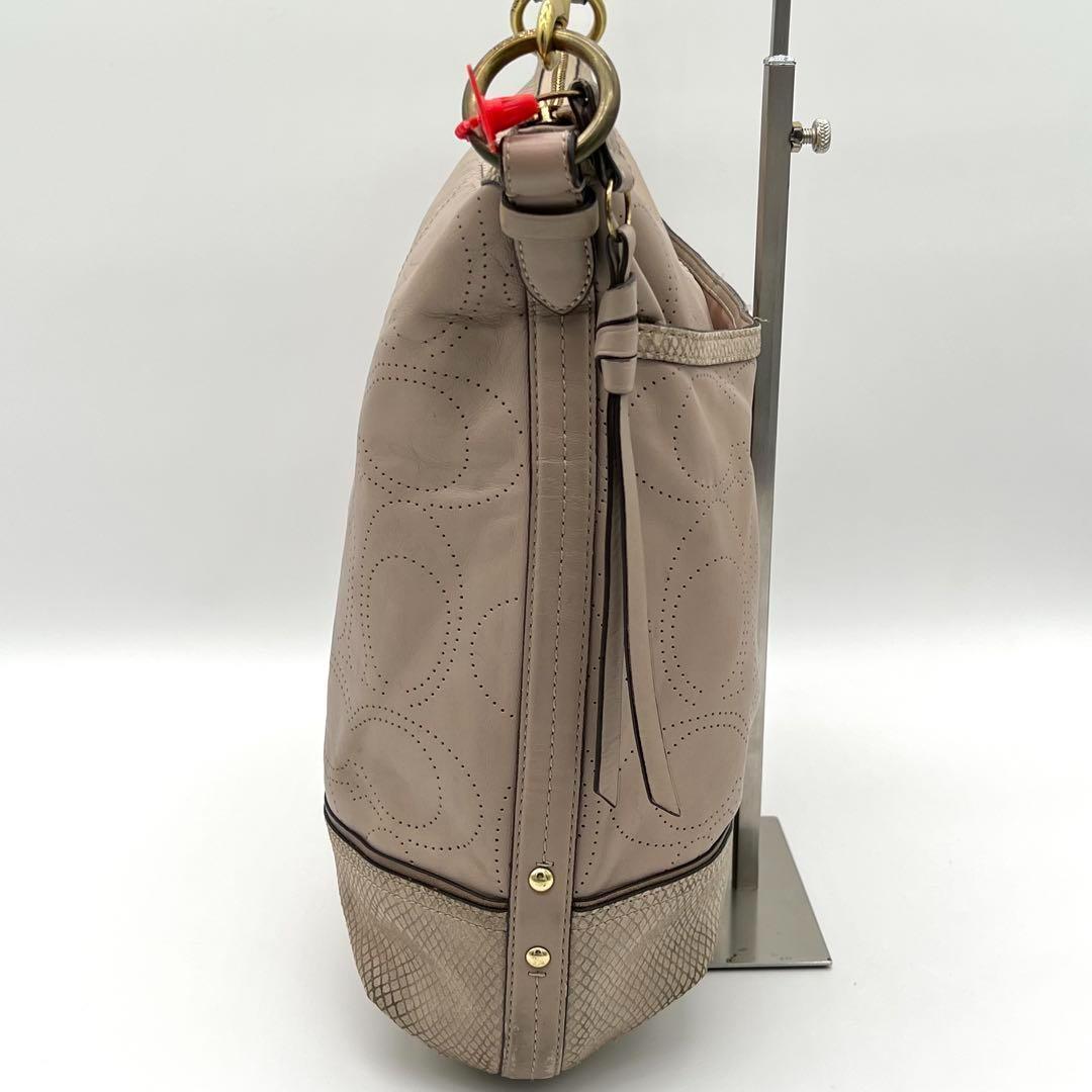 COACH オプアート パンチング ハンドバッグ ショルダーバッグ ベージュ — image 3