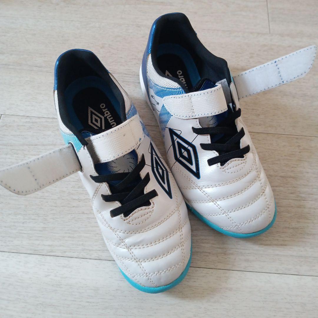 【美品】UMBRO　ジュニア　サッカーシューズ　トレーニングシューズ　22cm — image 5