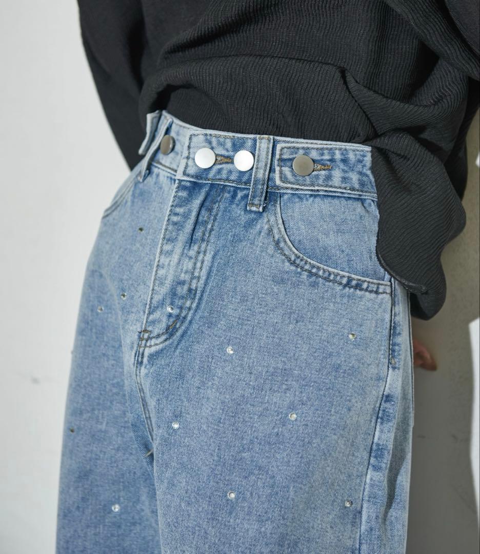 最終お値下げ！THEYOn ラインストーンデニムパンツ S ライトブルー — image 3