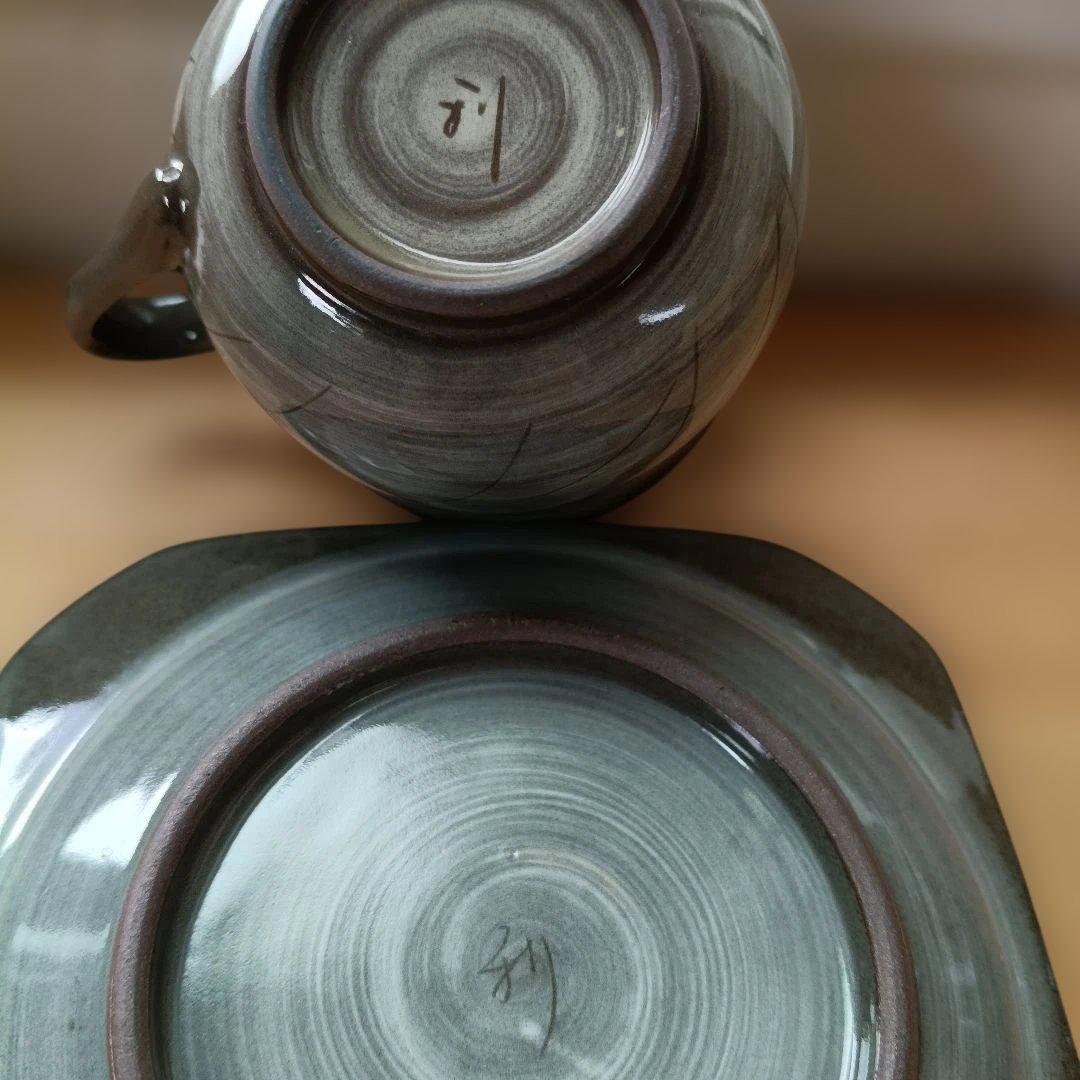 カップ＆ソーサー 2客セット 陶器　ティーカップ　カップアンドソーサー — image 3
