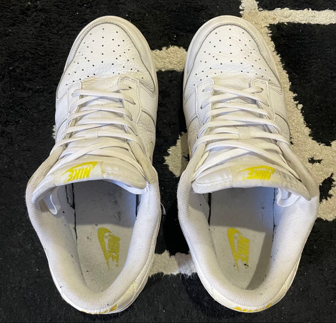 Nike Women's Dunk Low "Yellow Heart" — image 2