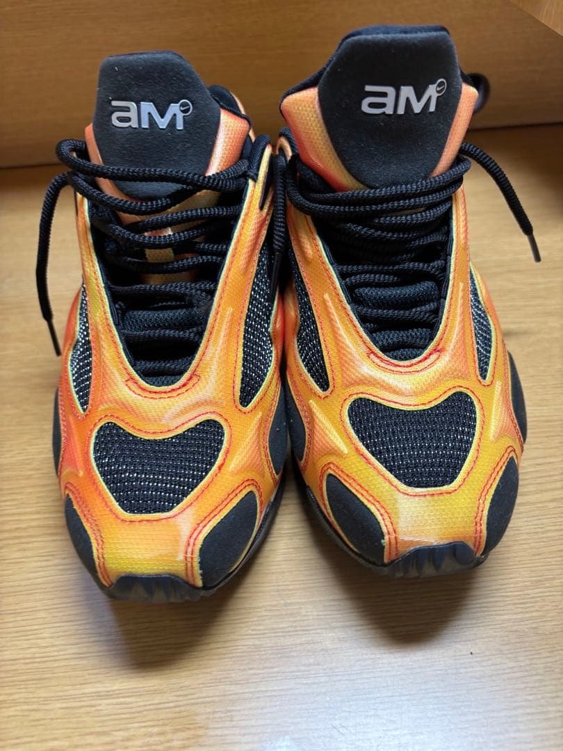 NIKE エアマックスミューズ　オレンジ　25.5センチ — image 2