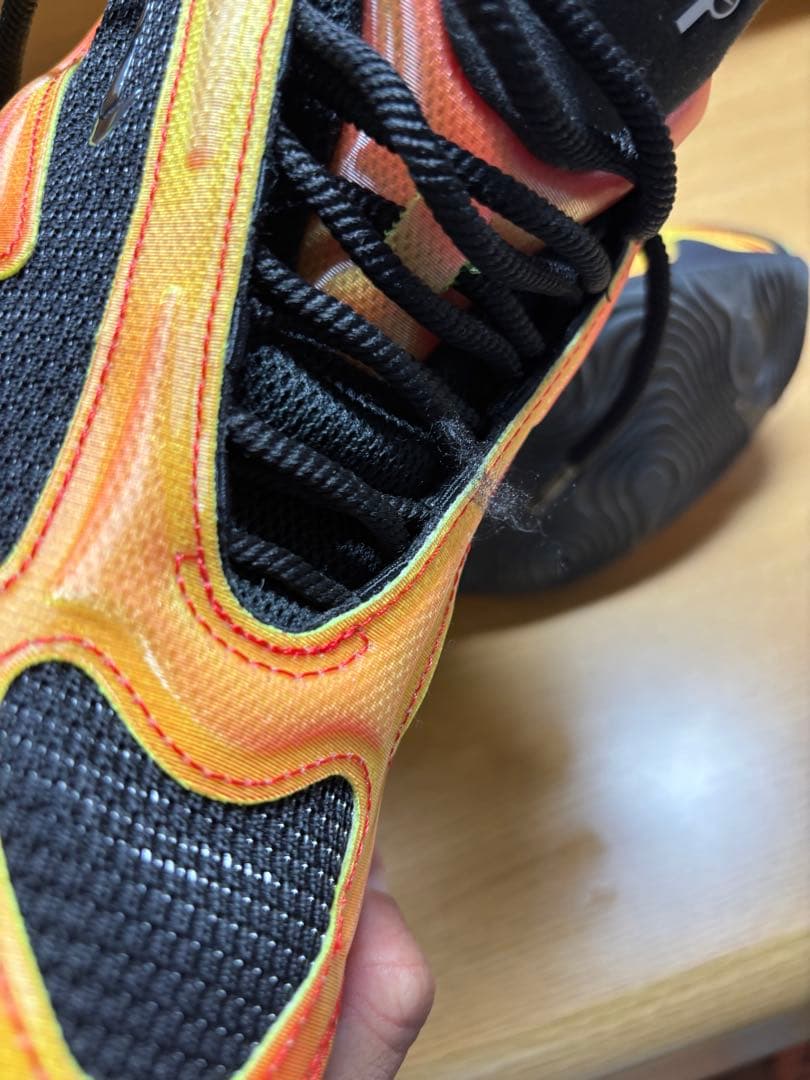 NIKE エアマックスミューズ　オレンジ　25.5センチ — image 3