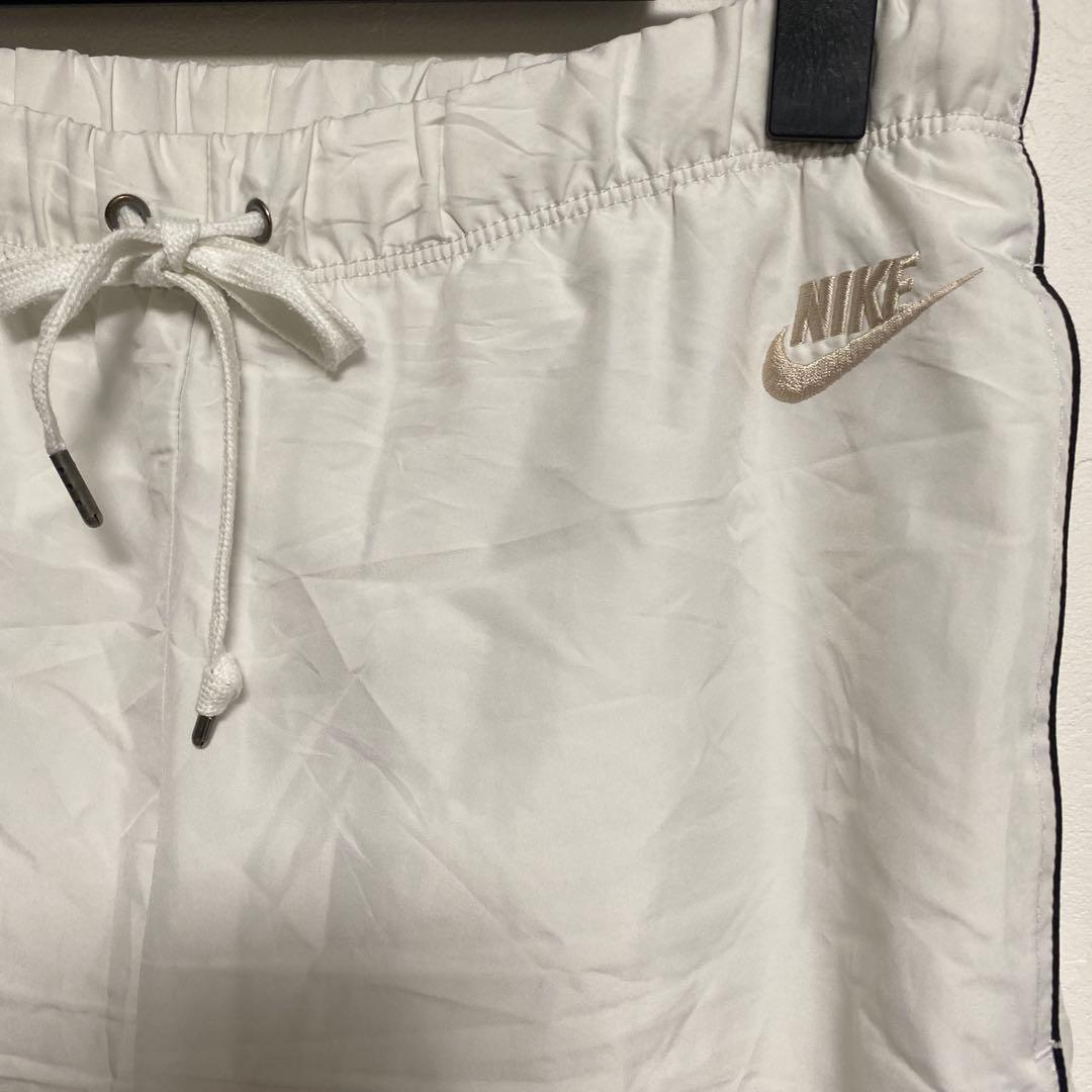 NIKE ホワイト 七分丈サーフパンツ XS — image 3