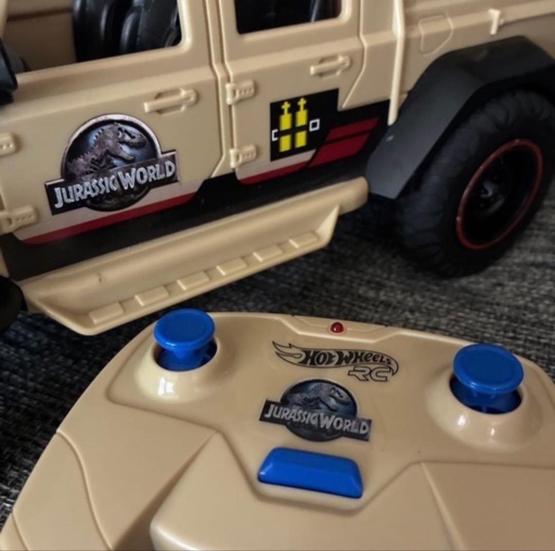 Hot Wheels RC Jurassic World 本体 — image 2
