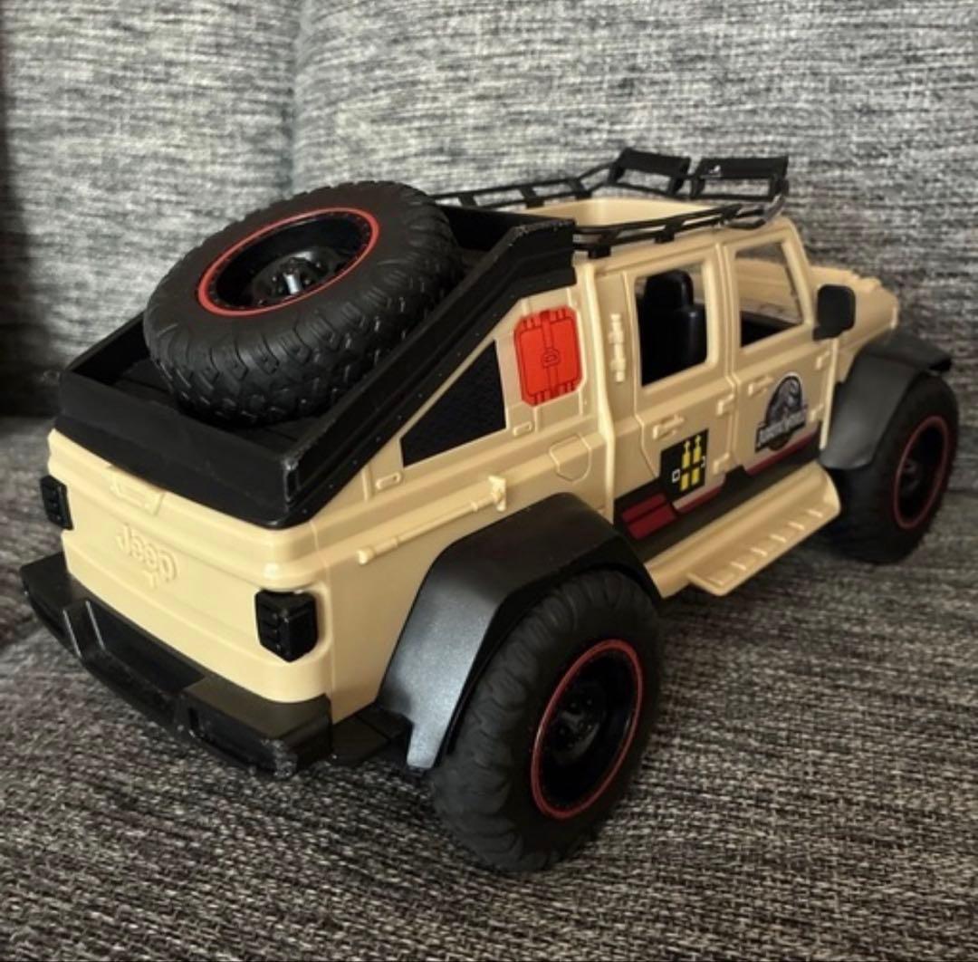 Hot Wheels RC Jurassic World 本体 — image 4