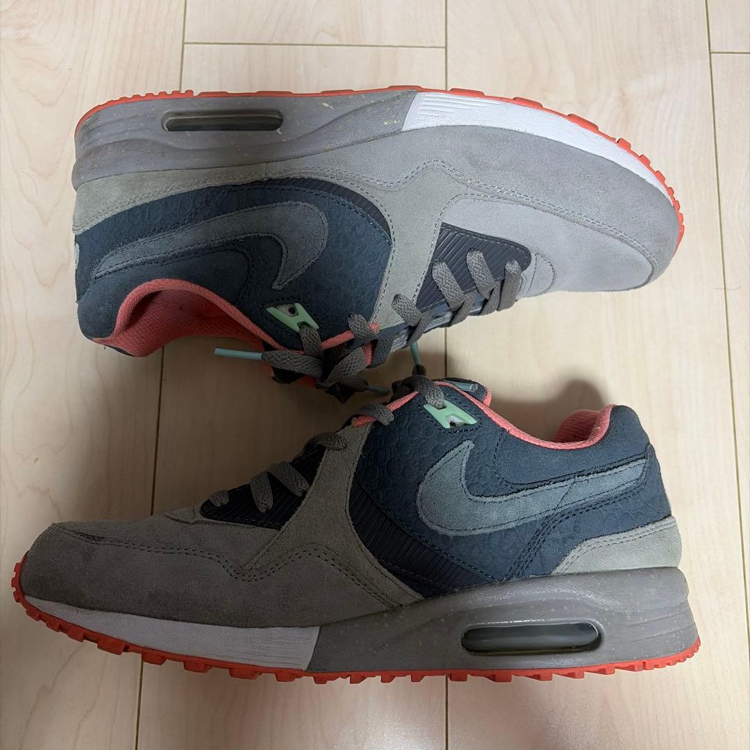 【観賞用】Nike Air Max Light PRM QS Salmon — image 3