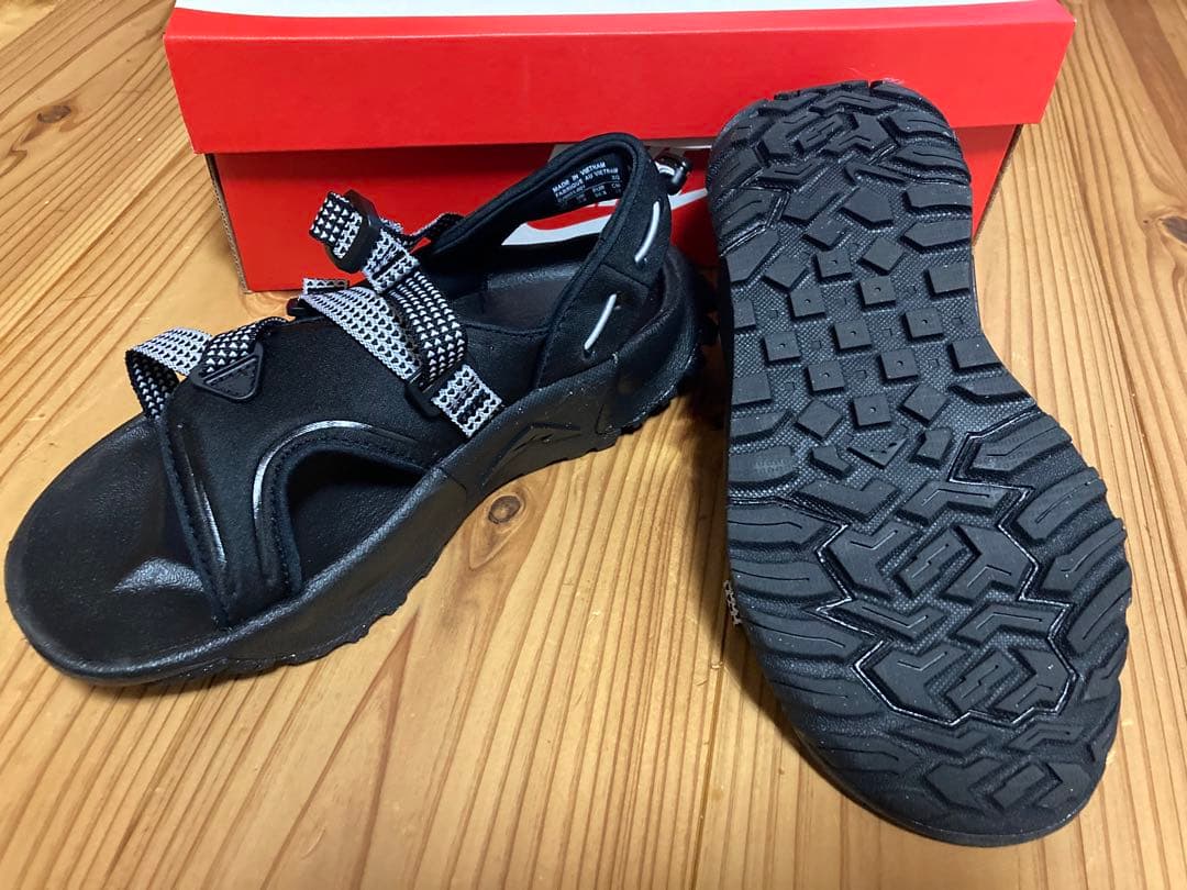 NIKE/WSオネオンタサンダル — image 2