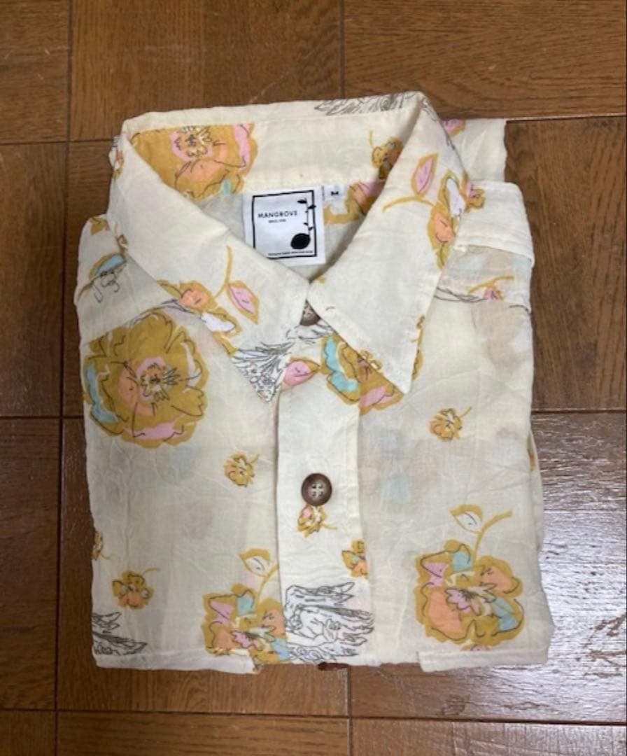 MANGROVEマングローブ 半袖アロハシャツ 花柄 M ベージュ【送料込み】 — image 4