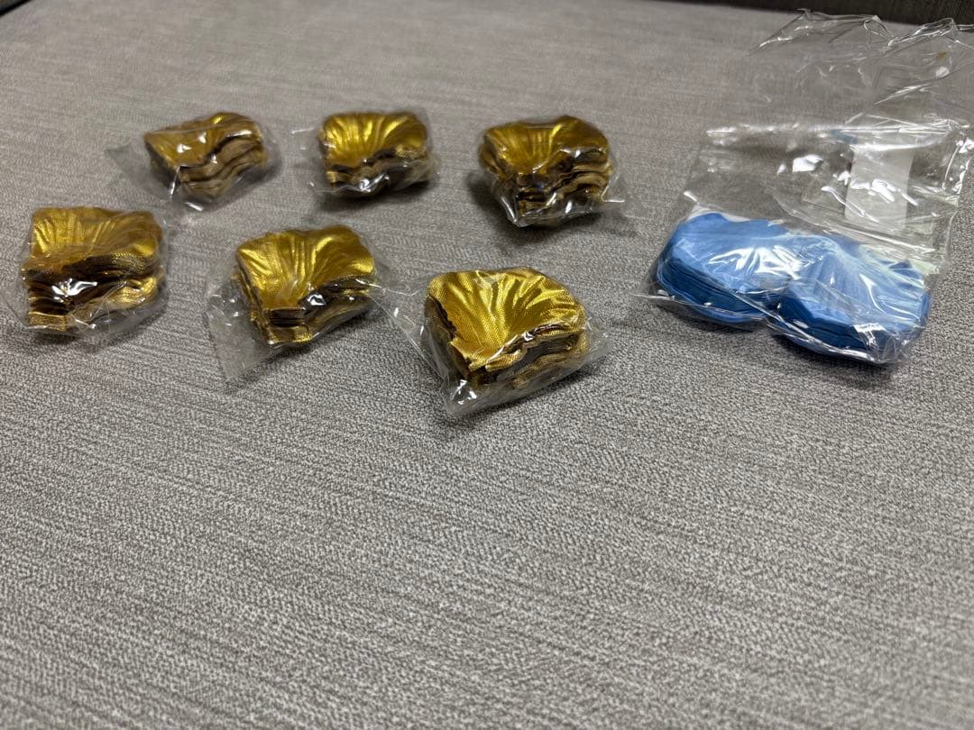 フラワーシャワー花びらペタル ゴールド ブルー セット — image 2