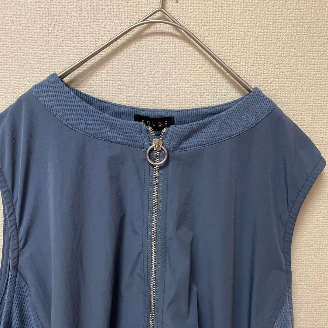 TRUBE トゥルべ　ノースリーブワンピース　フロントジップ　体型カバー — image 3