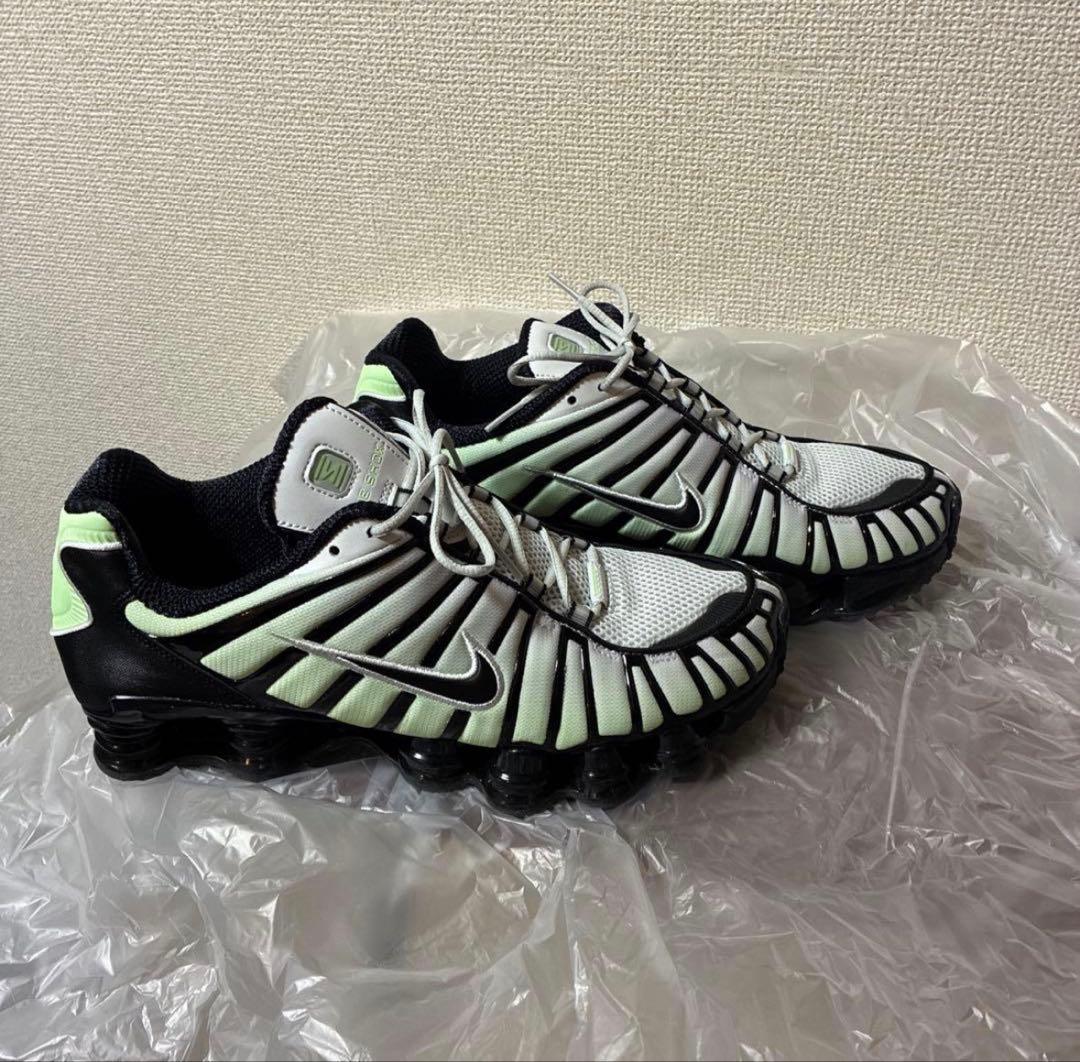 ナイキ ショックス スニーカー — image 2